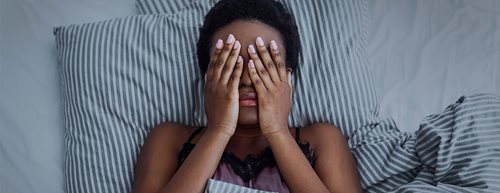 Poruchy spánku: Ako si podľa odborníkov vieme pomôcť?