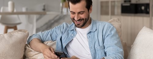 Online-Dating: baliace frázy pre Tinder & spol.