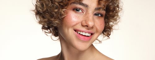 Trend v líčení Sunset Blush: Takto sa podarí