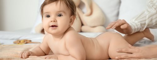 Plienkové vyrážky a plienková dermatitída: Odborníčka radí, čo pomáha 