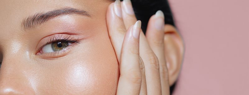  Frosted glam: takto dosiahnete elegantný zimný look s chladnými pastelovými farbami 